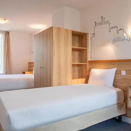 Au Pacific Paris