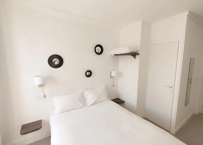 Hotel Pacific Fondary Paris