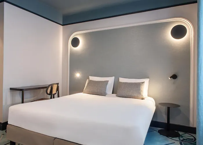 Pacific Fondary Hotel 2*